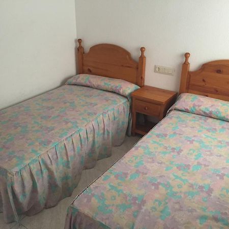 Apartamentos Vicent Peñíscola Rum bild